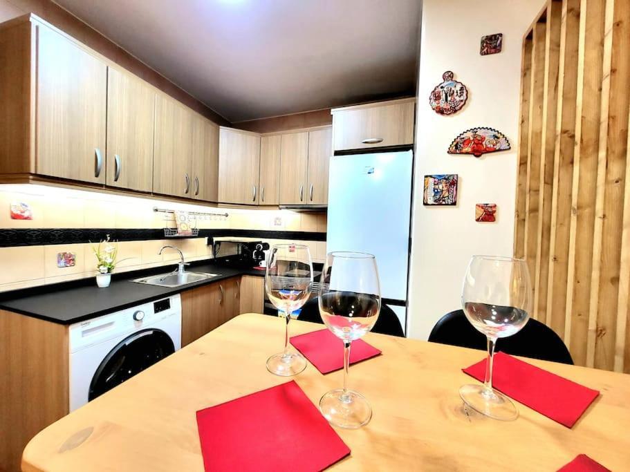 Flamenco, Apartamento Exclusivo De Dos Habitaciones En El Pleno Del Casco Antiguo, Alicante, Playa, Centro Historico, Rambla Экстерьер фото