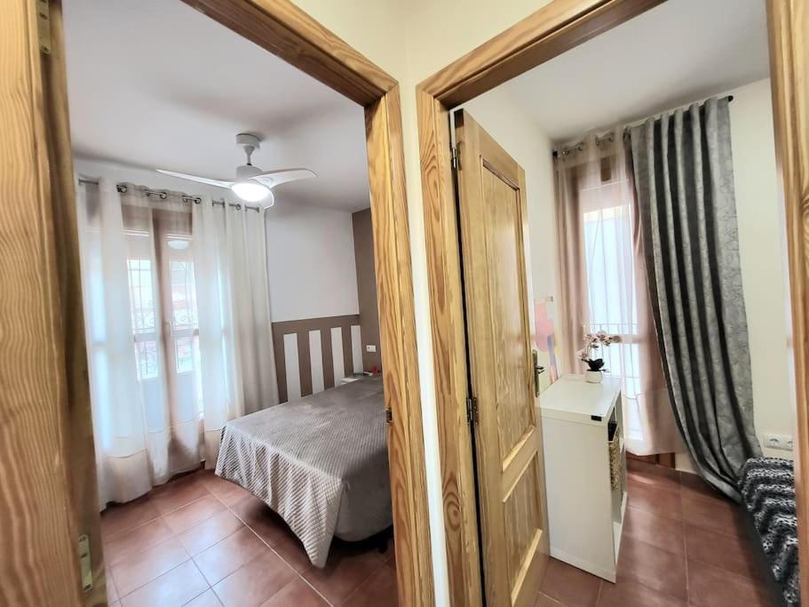 Flamenco, Apartamento Exclusivo De Dos Habitaciones En El Pleno Del Casco Antiguo, Alicante, Playa, Centro Historico, Rambla Экстерьер фото